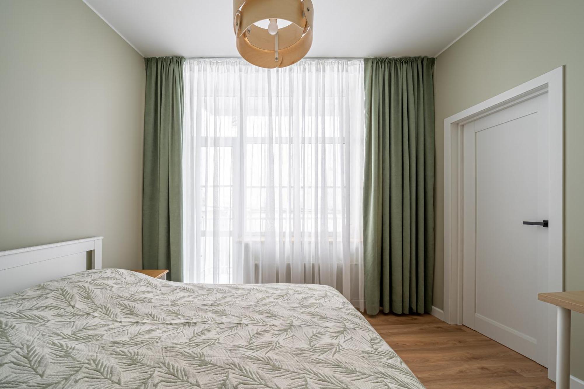 Spacious 1-Bedroom Apartment In The Heart Of Old Town ريغا المظهر الخارجي الصورة